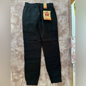 Dickies cargo jogger - women’s / juniors